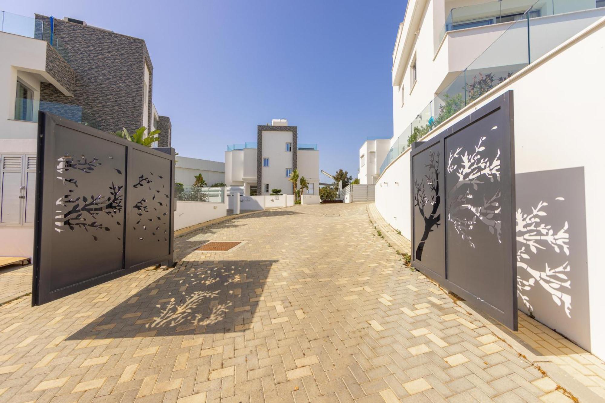 Fig Tree Bay Residences 3 Протарас Экстерьер фото